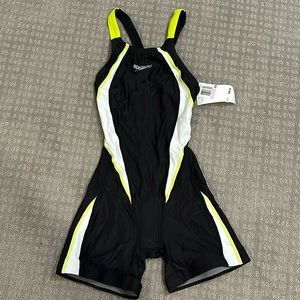 Speedo triathlon swim suit NWT size 32